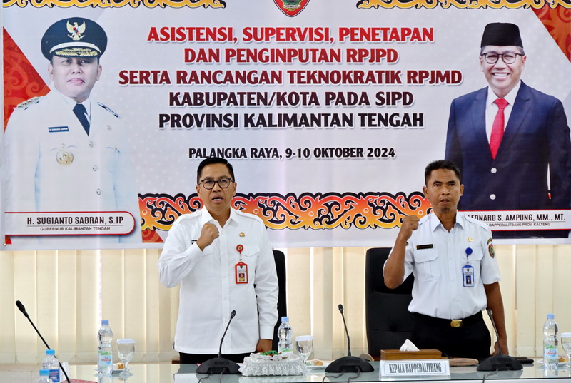 Kepala Bappedalitbang Leonard S. Ampung Buka Asistensi, Supervisi Penetapan dan Penginputan RPJPD serta Rancangan Teknokratik RPJMD Kabupaten/Kota pada SIPD