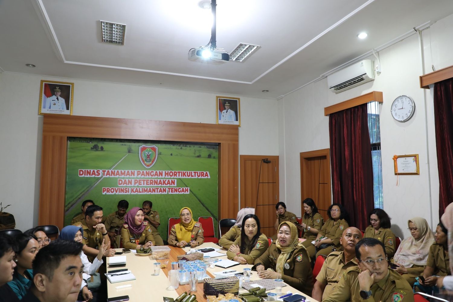 Kadis TPHP Sunarti Pimpin Rapat Persiapan Jambore Tani