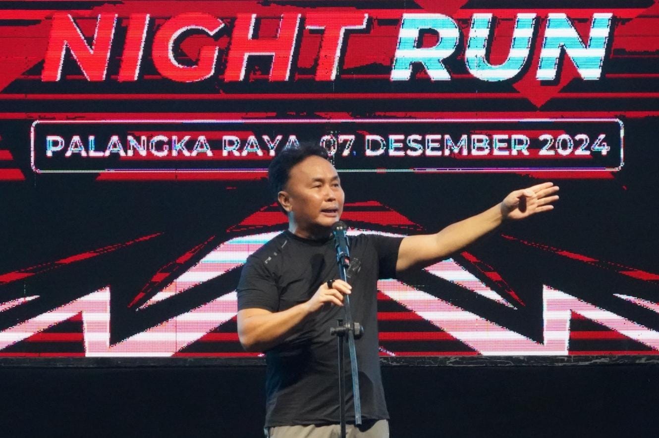 Gubernur Kalteng Sugianto Sabran Hadiri Sabrun Night Run 5K di Bundaran Besar