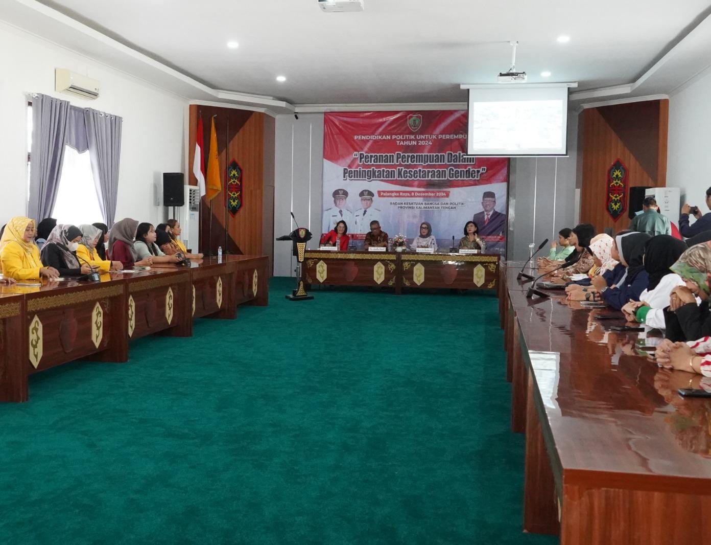 Plt Sekda Prov Kalteng M. Katma F. Dirun Buka Kegiatan Pendidikan Politik Untuk Perempuan