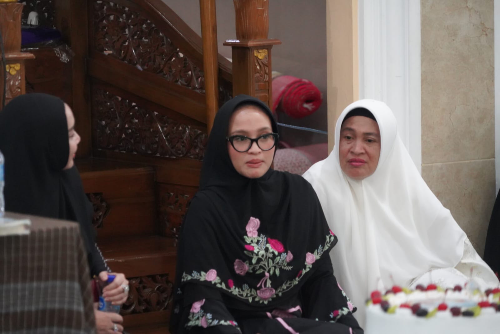 Ketua TP PKK Prov. Kalteng Hadiri Majelis Taklim Dan Tadzkir Al Anwar Lil Habib Muhammad Syahab