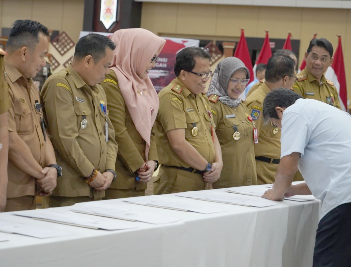 Wagub Kalteng Hadiri Penandatanganan Nota Kesepahaman Antara Kejaksaan Tinggi Kalteng Dengan 12 Kepala Perangkat Daerah