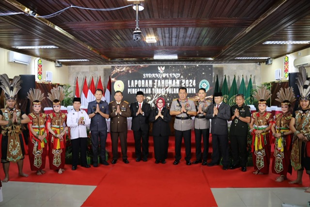 Wagub Kalteng Edy Pratowo Hadiri Sidang Pleno Laporan Tahunan Pengadilan Tinggi Palangka Raya