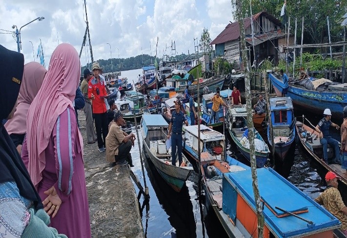 Dislutkan Prov. Kalteng Laksanakan Fasilitasi Layanan Gerai Perizinan Bagi Pelaku Usaha Perikanan Tangkap Tahun 2023