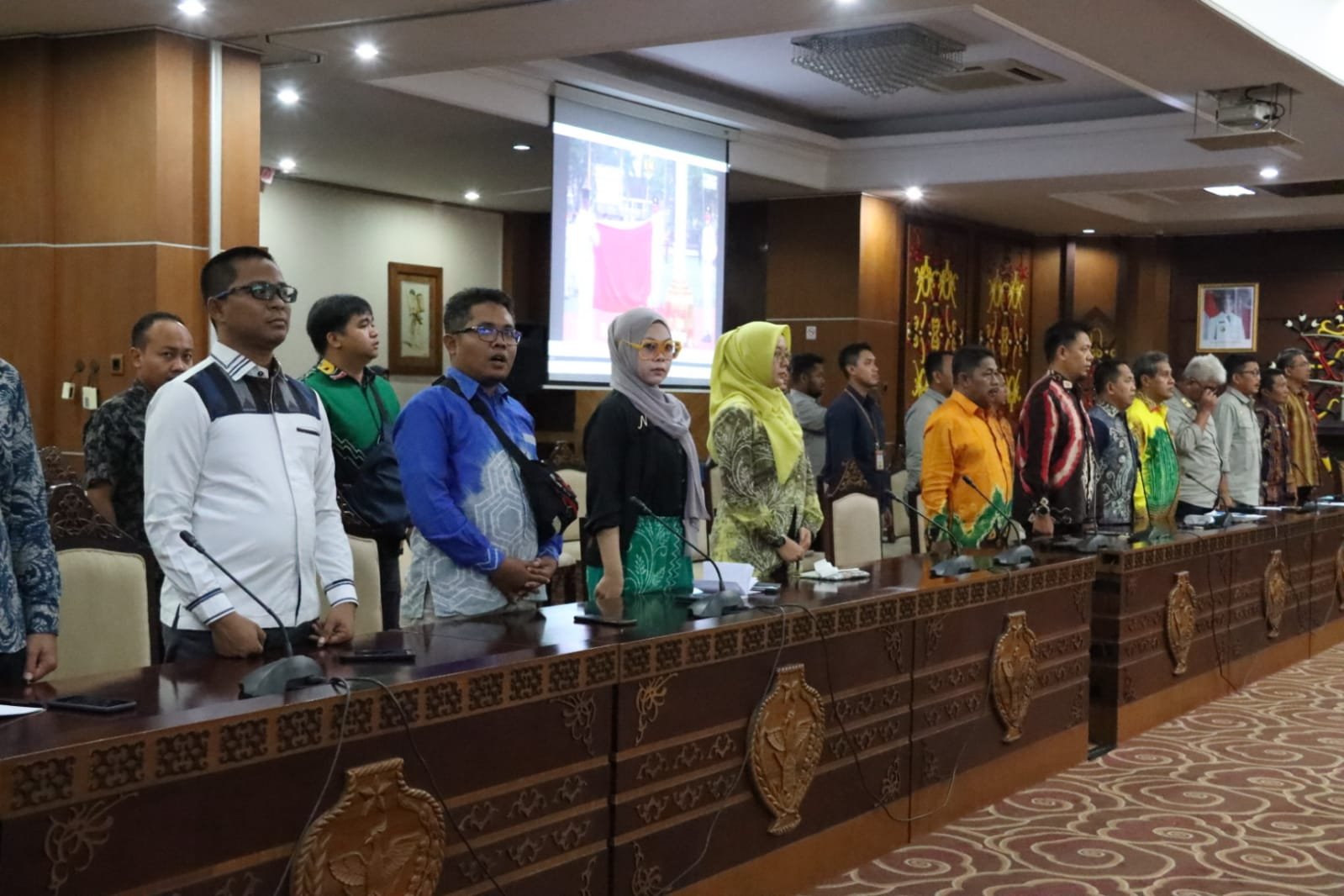 Asisten PemKesra Buka Sekaligus Pimpin Rapat Penyelesaian Batas Daerah