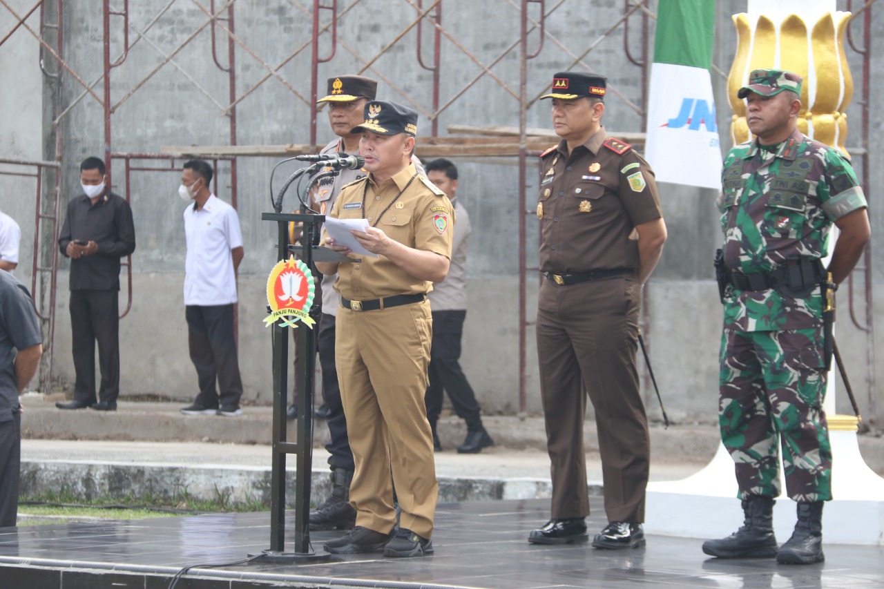 Gubernur Kalteng Sugianto Sabran Pimpin Apel Gelar Personil Dan Materil Untuk Kesiapan Hadapi Karhutla Tahun 2022