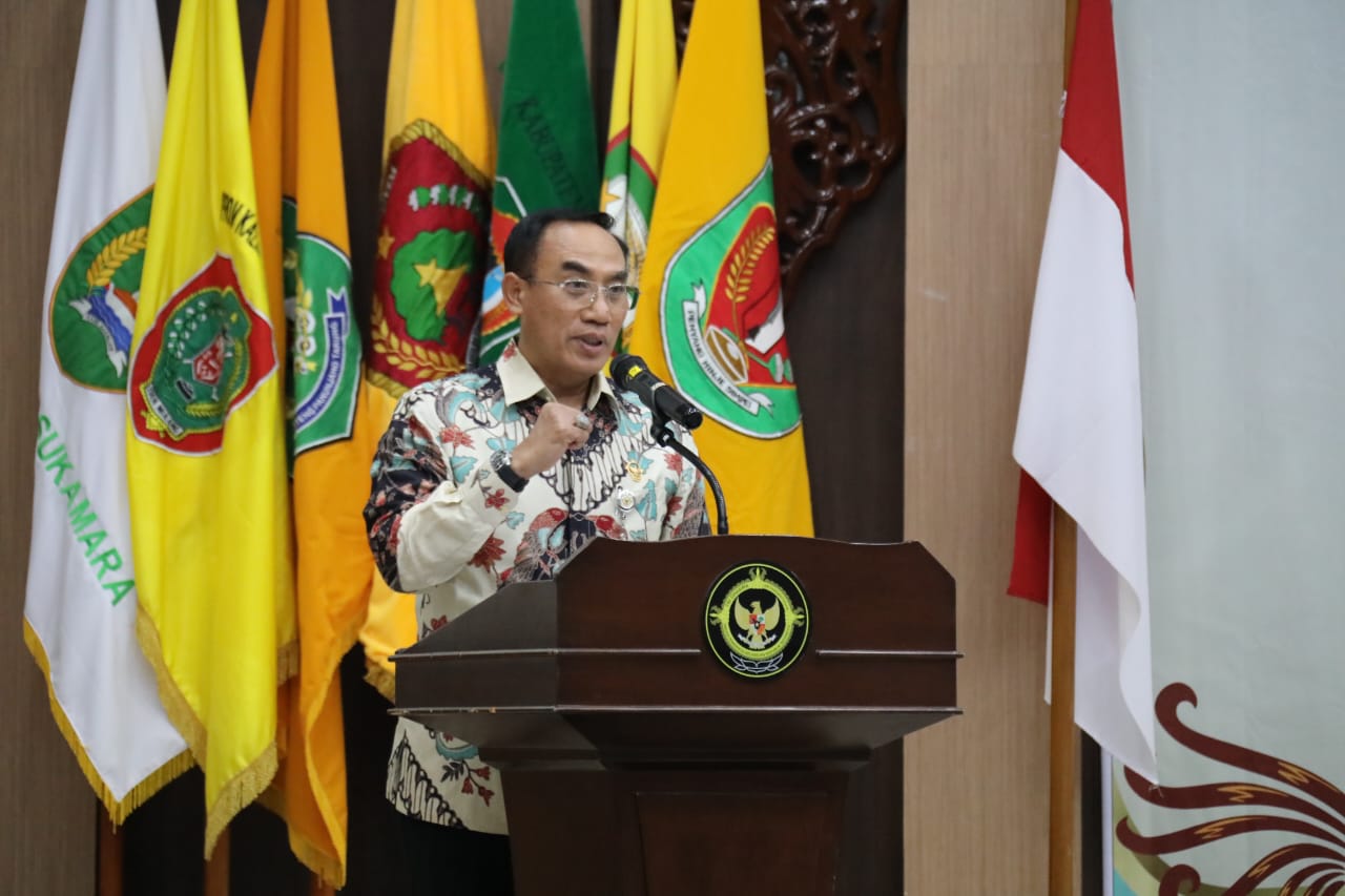 Wagub Kalteng Edy Pratowo Hadiri Penyerahan LHP Kinerja dan Kepatuhan Semester II Tahun 2024