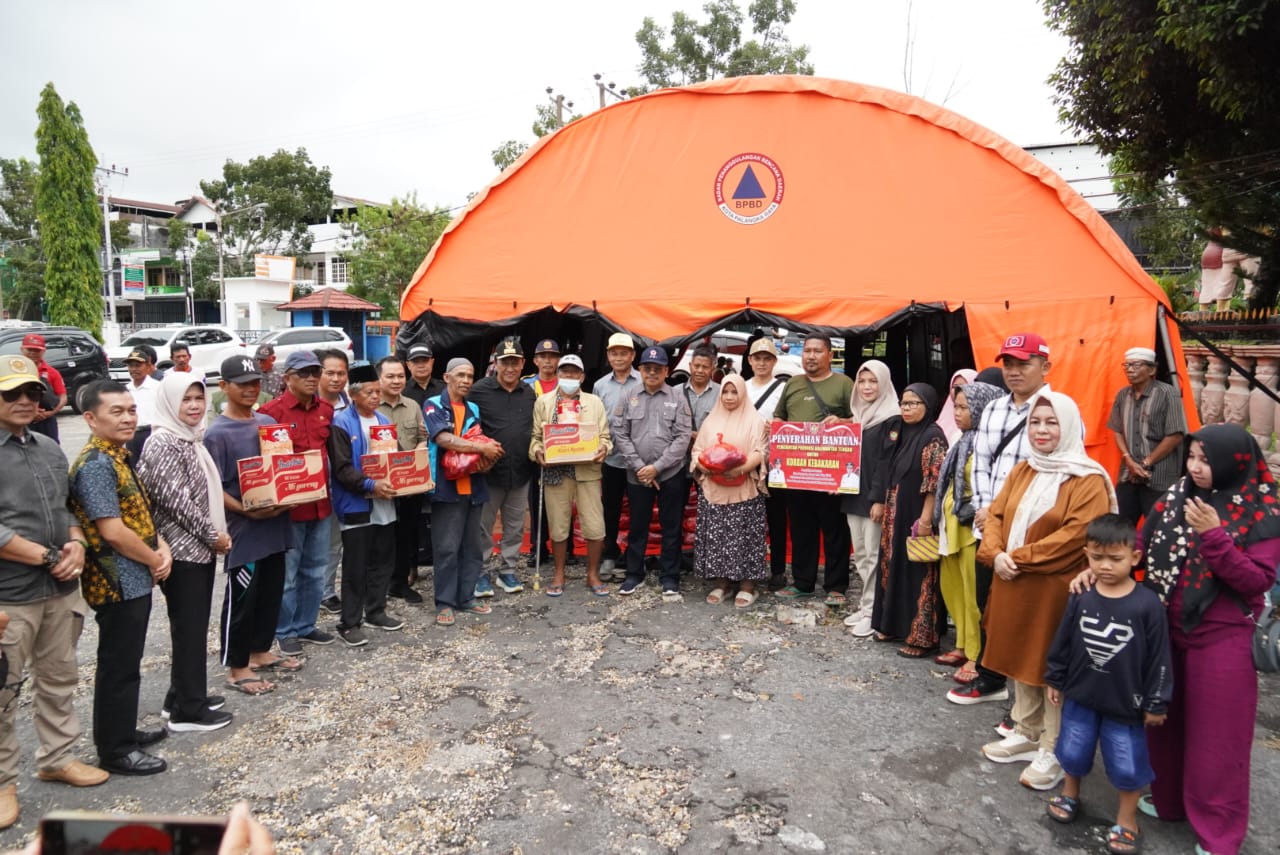 Pemprov. Kalteng Salurkan Bantuan kepada 50 KK Terdampak Musibah Kebakaran