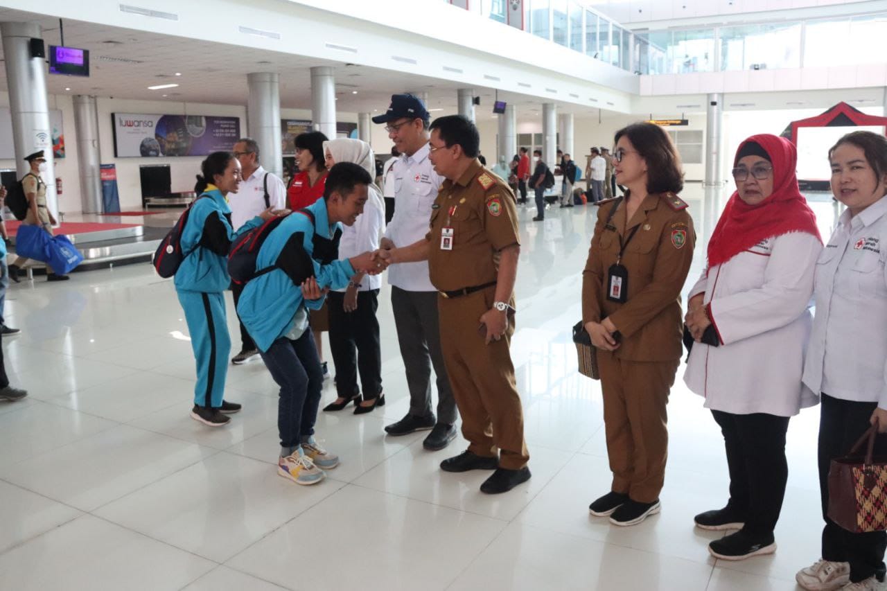 Asisten Pemkesra Kaspinor : Segala Sesuatu yang Diperoleh Dalam Kegiatan Dapat Menjadi Sebuah Pembinaan dan Pengembangan Bagi Relawan