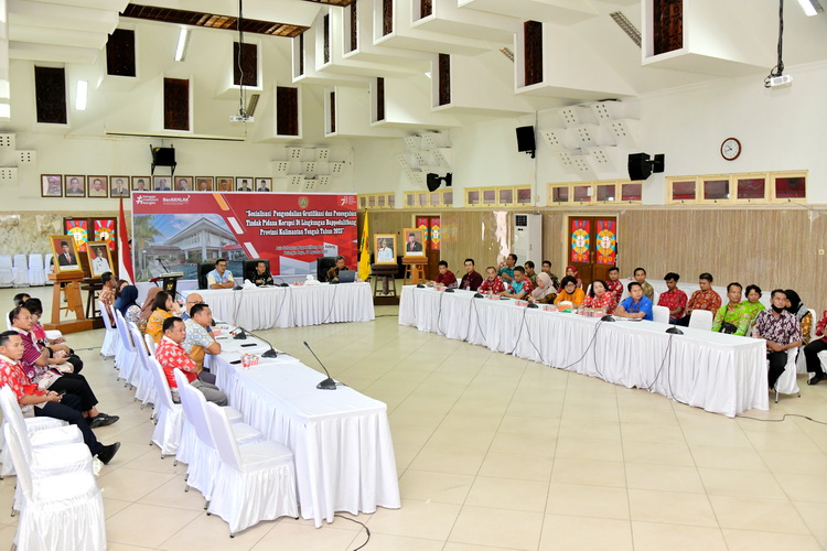 Sosialisasi Gratifikasi dan Pencegahan Tindak Pidana Korupsi di Lingkungan Bappedalitbang Provinsi Kalimantan Tengah