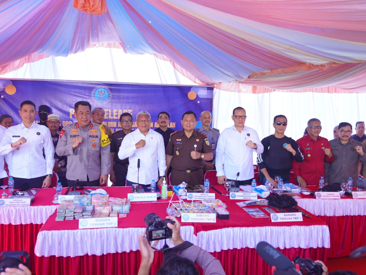 Kaban Kesbangpol Katma F. Dirun Hadiri Press Release Penangkapan DPO Terpidana