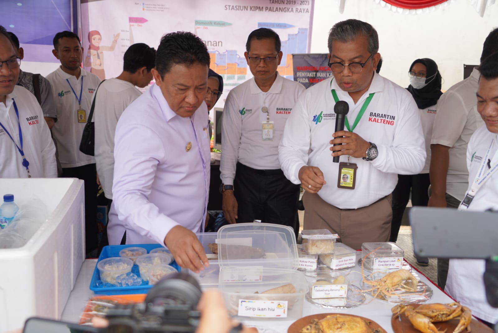 Wagub Kalteng Edy Pratowo Buka Pameran dan Bazar Sembako Murah Dalam Rangka Peringatan HUT Karantina Indonesia ke-146