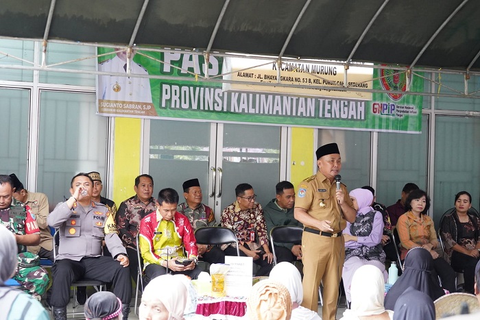 Kepala Disbun Prov. Kalteng Hadir Ikuti Rangkaian Kunker Gubernur Kalteng Pada Pembukaan Pasar Murah