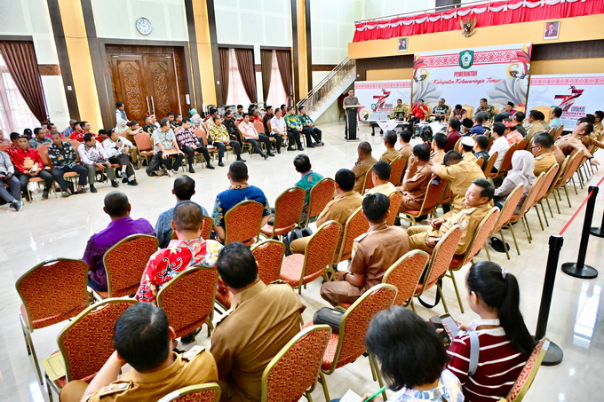 Kepala Bappedalitbang Leonard S Ampung Sampaikan Masukan Terkait Peningkatan Jalan Kabupaten Menjadi Jalan Provinsi