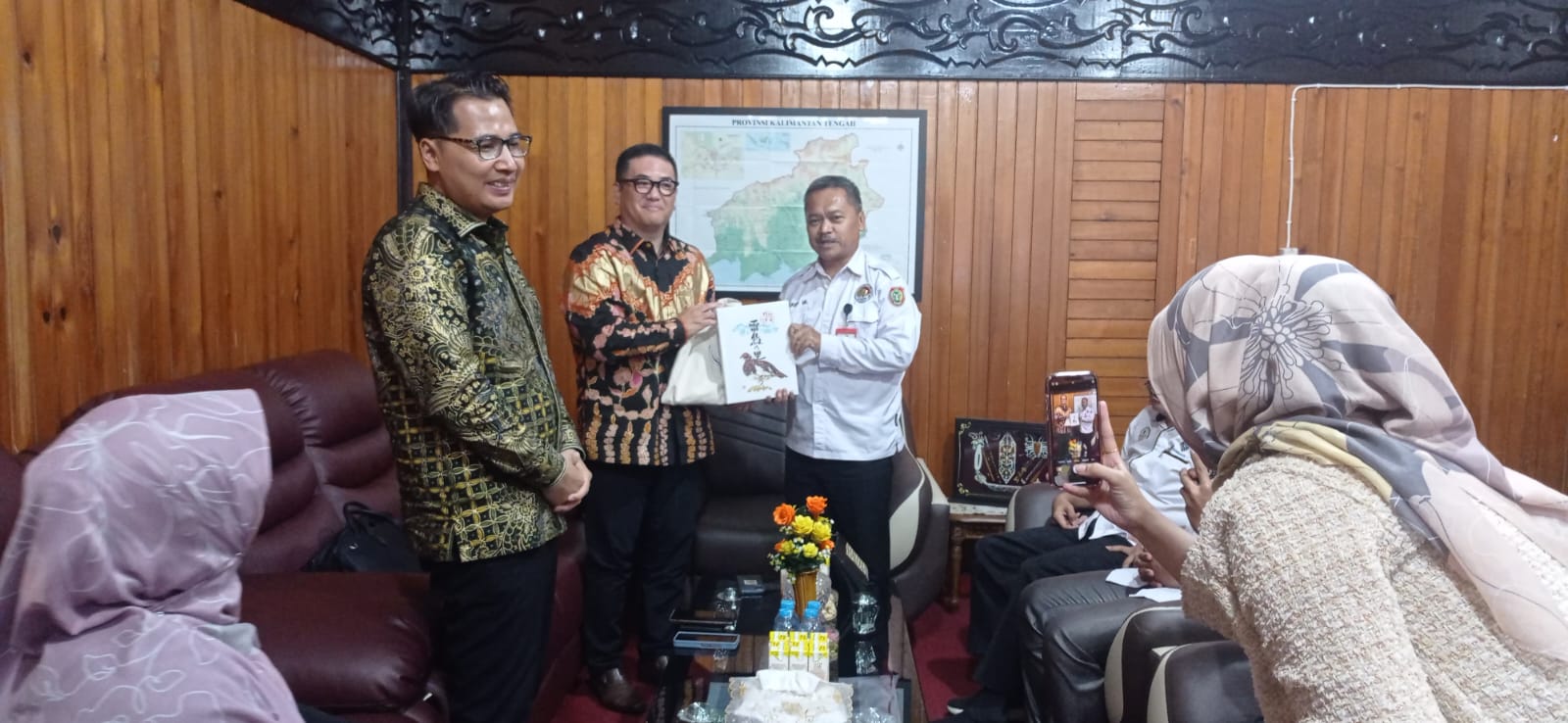 Kepala Disnakertrans Terima Kunjungan President AIC dan LPP Enter Borneo