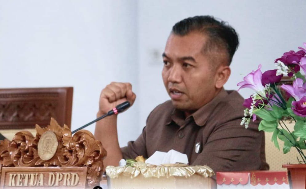 Dewan Dorong Pemkab Seruyan Perhatikan Kelayakan Ruang Kelas dan Rumah Dinas Guru