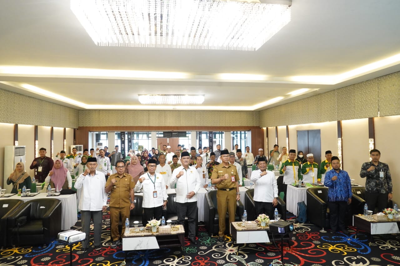 Plh Sahli Pemkumpol Ahmad Husain Buka Rapat Koordinasi Daerah Badan Amil Zakat Nasional