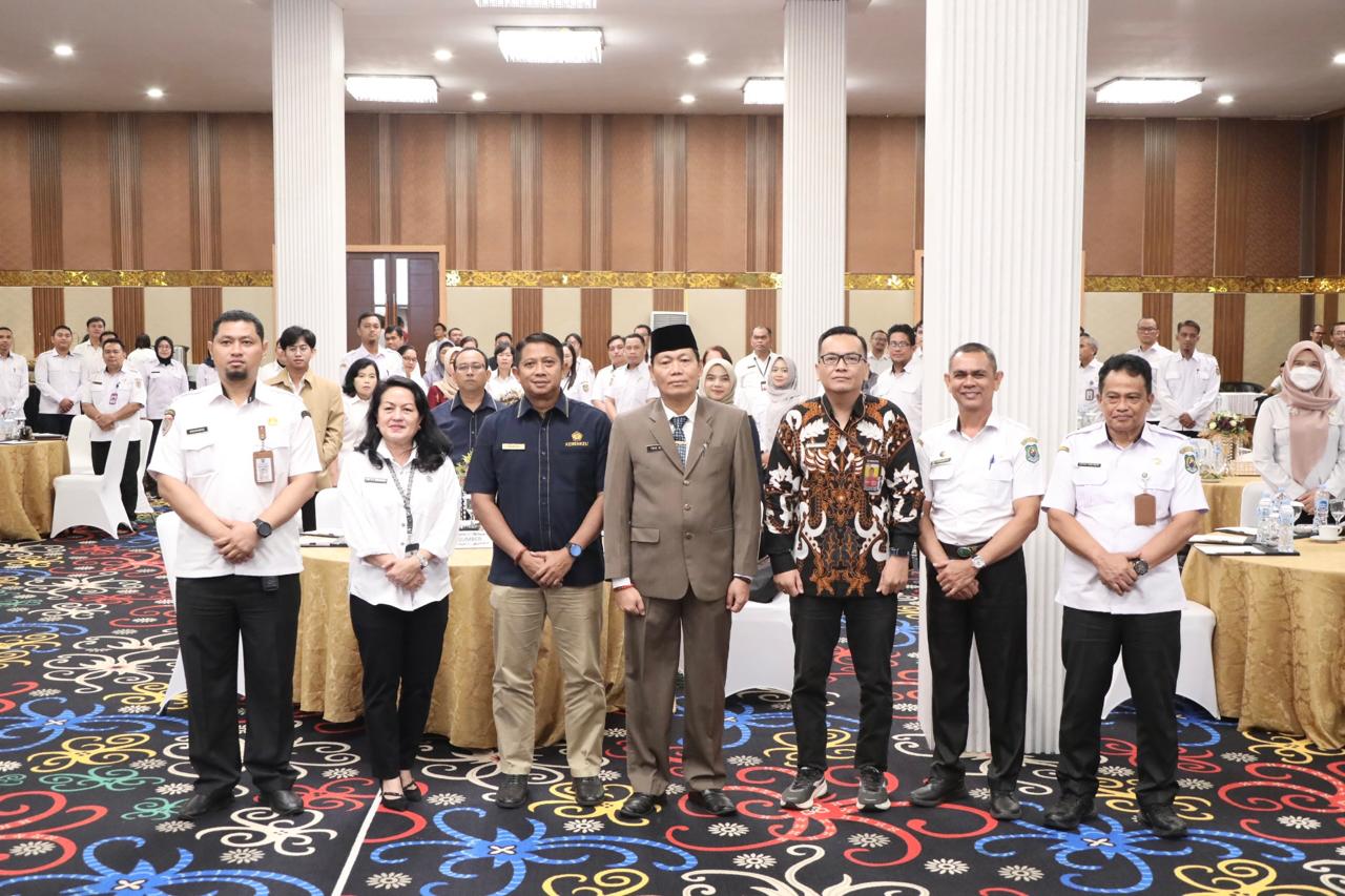 Sahli Yuas Elko Buka Rapat Tim Evaluasi dan Pengawasan Realisasi Anggaran