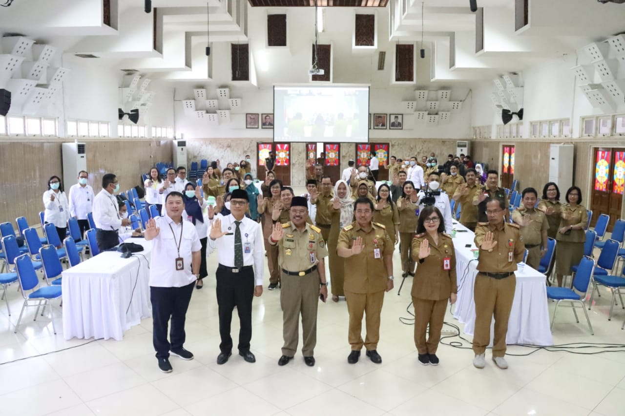 Sekda Prov. Kalteng Buka Rakor Tahunan Tim Percepatan Stunting