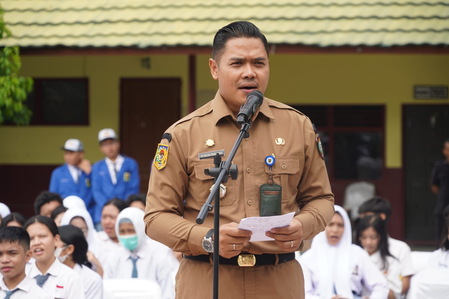 Wagub Edy Pratowo Hadiri Sosialisasi dan Ikrar Peningkatan Partisipasi dalam Pemilu Bagi Pelajar SMA/SMK/SLB Se-Kalteng