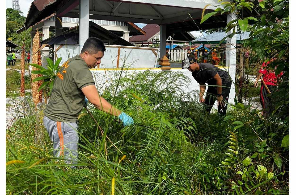 Satpol PP Kalteng Ikut Sukseskan Bakti Sosial HUT Ke-68
