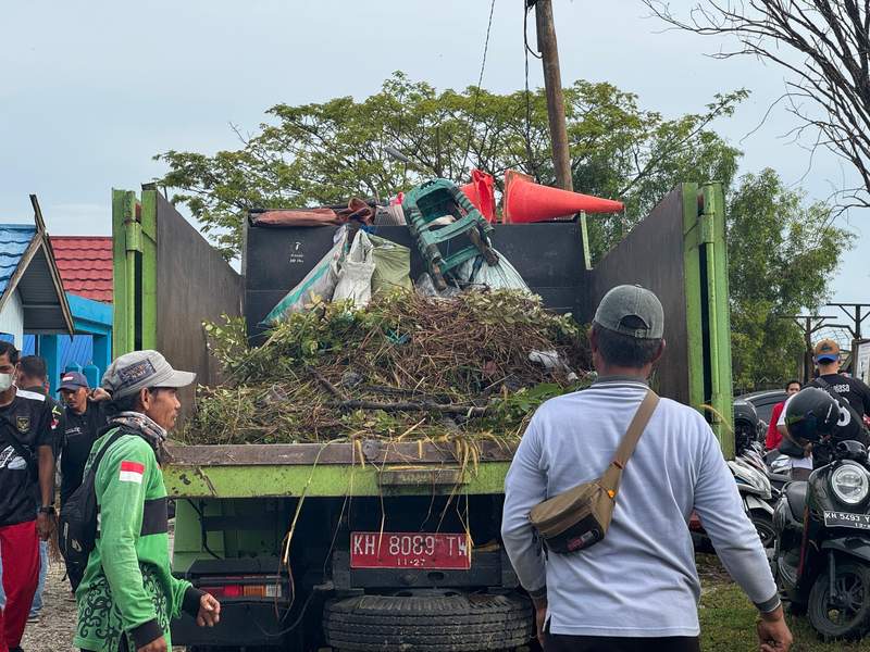 Dinas Sosial Prov. Kalteng Laksanakan Bakti Sosial