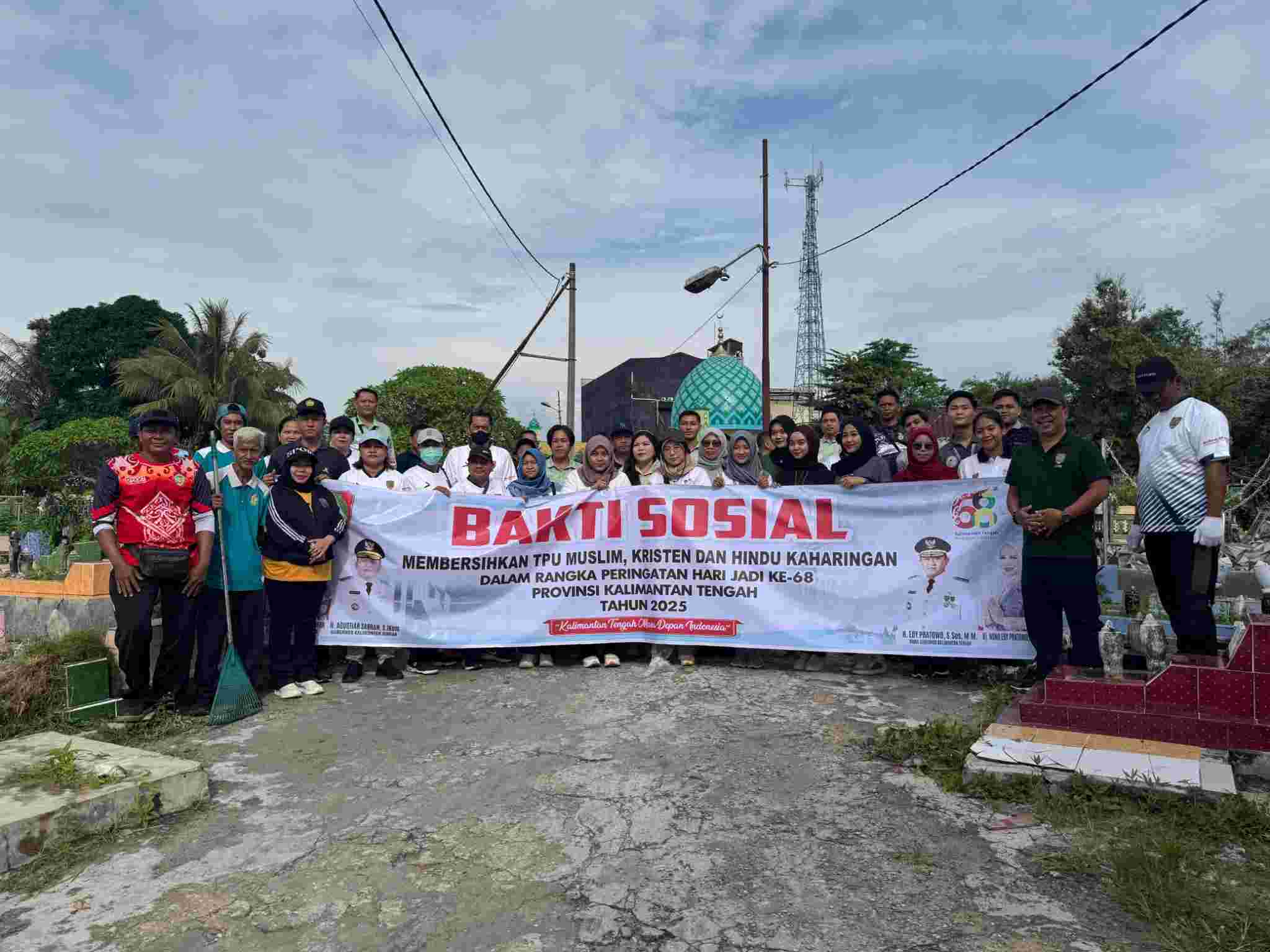 Dinas Sosial Prov. Kalteng Laksanakan Bakti Sosial