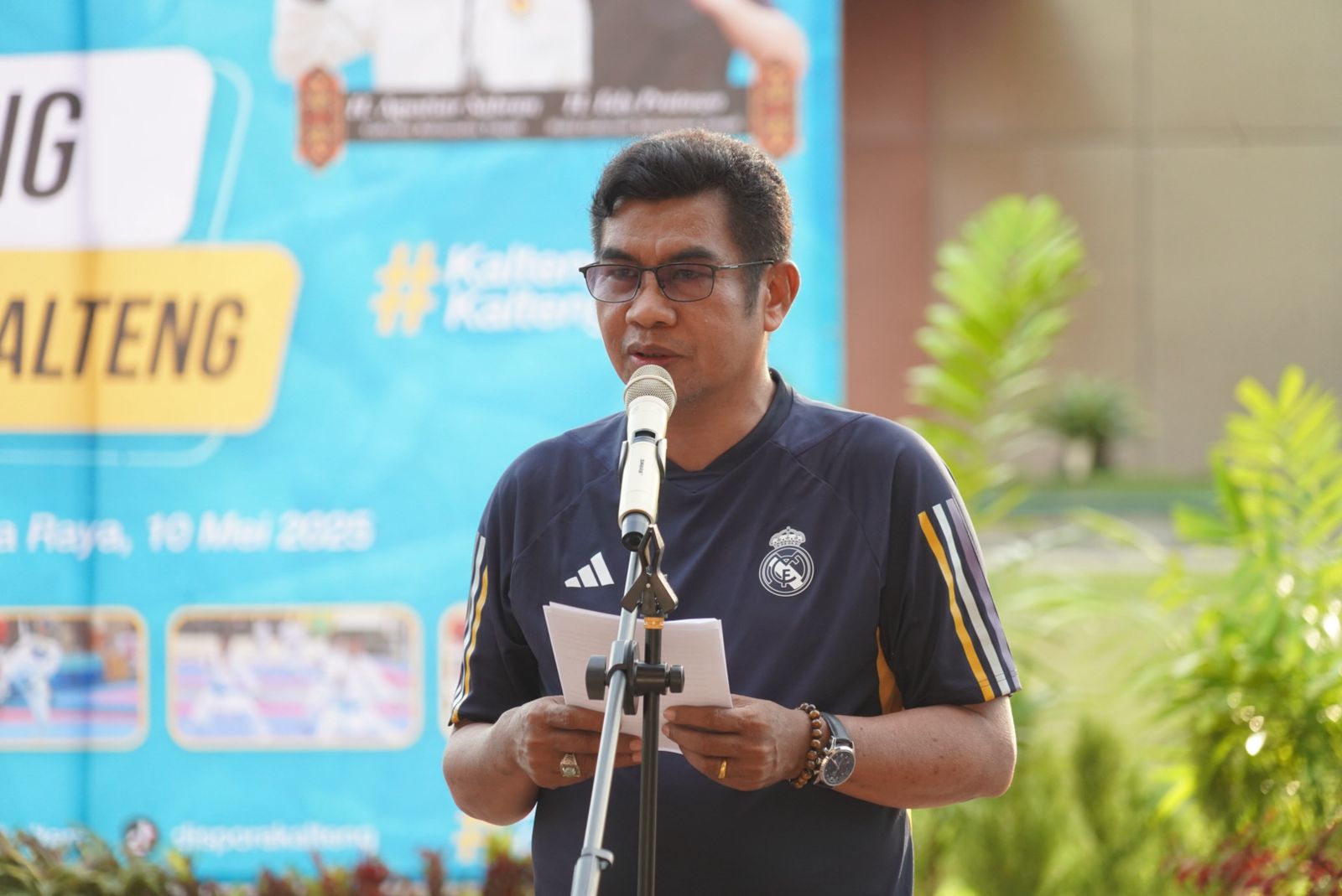Plt Sekda Prov Kalteng Leonard S Ampung Hadiri Panggung Dinas Pemuda dan Olahraga Kalteng
