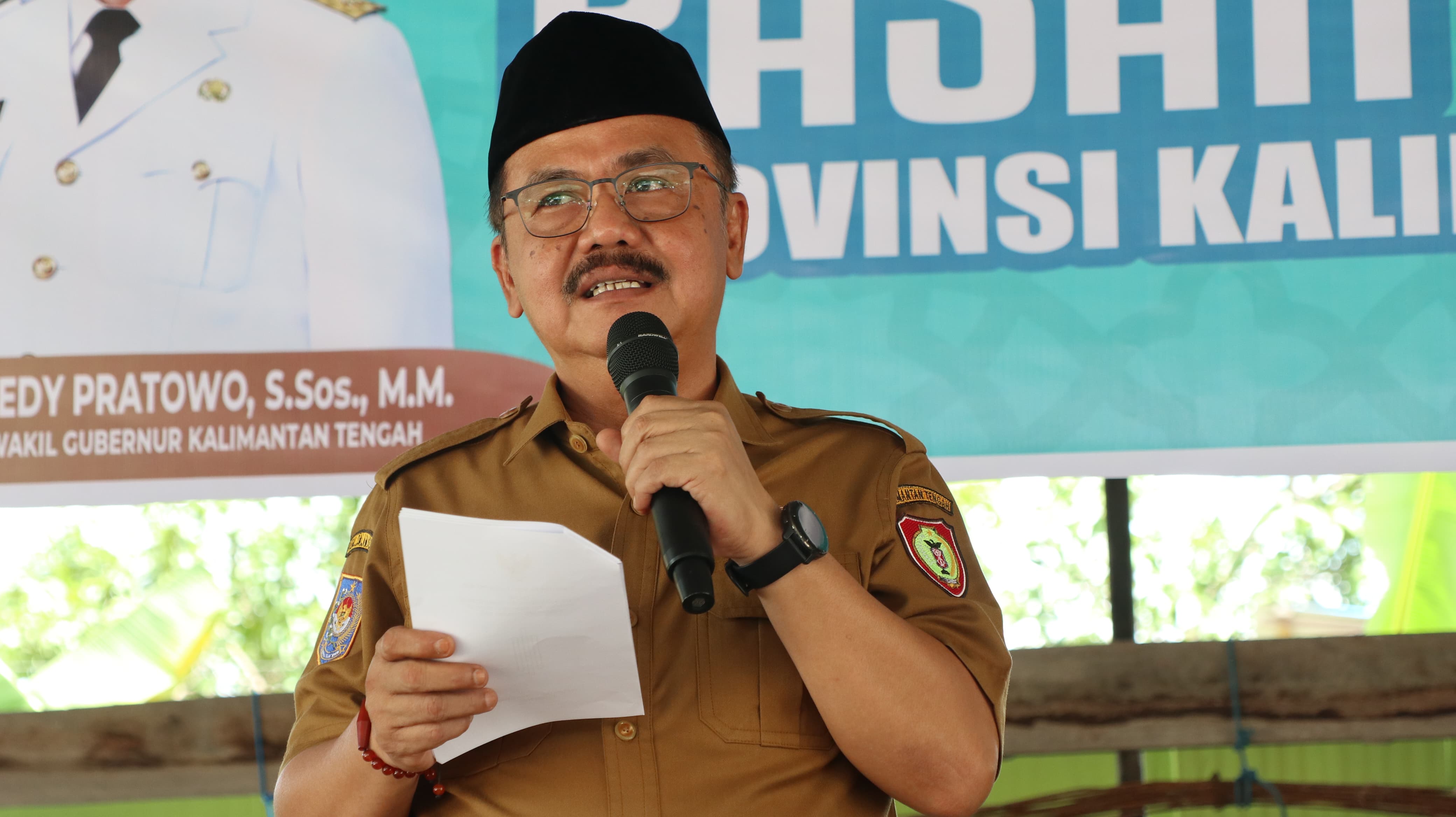 Pemprov Kalteng Salurkan 9 Ekor Hewan Kurban untuk Masyarakat Gunung Mas