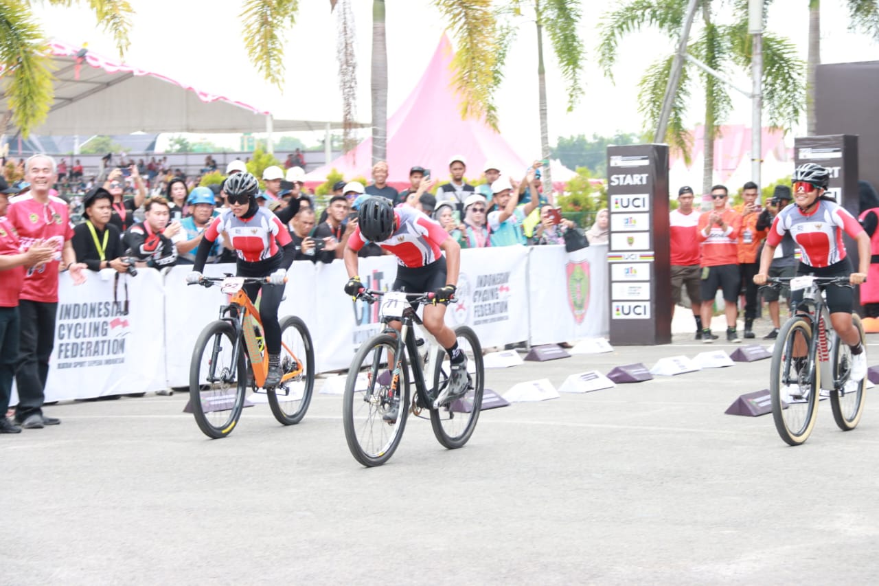 Wagub Edy Pratowo Buka UCI MTB Eliminator World Championship 2023