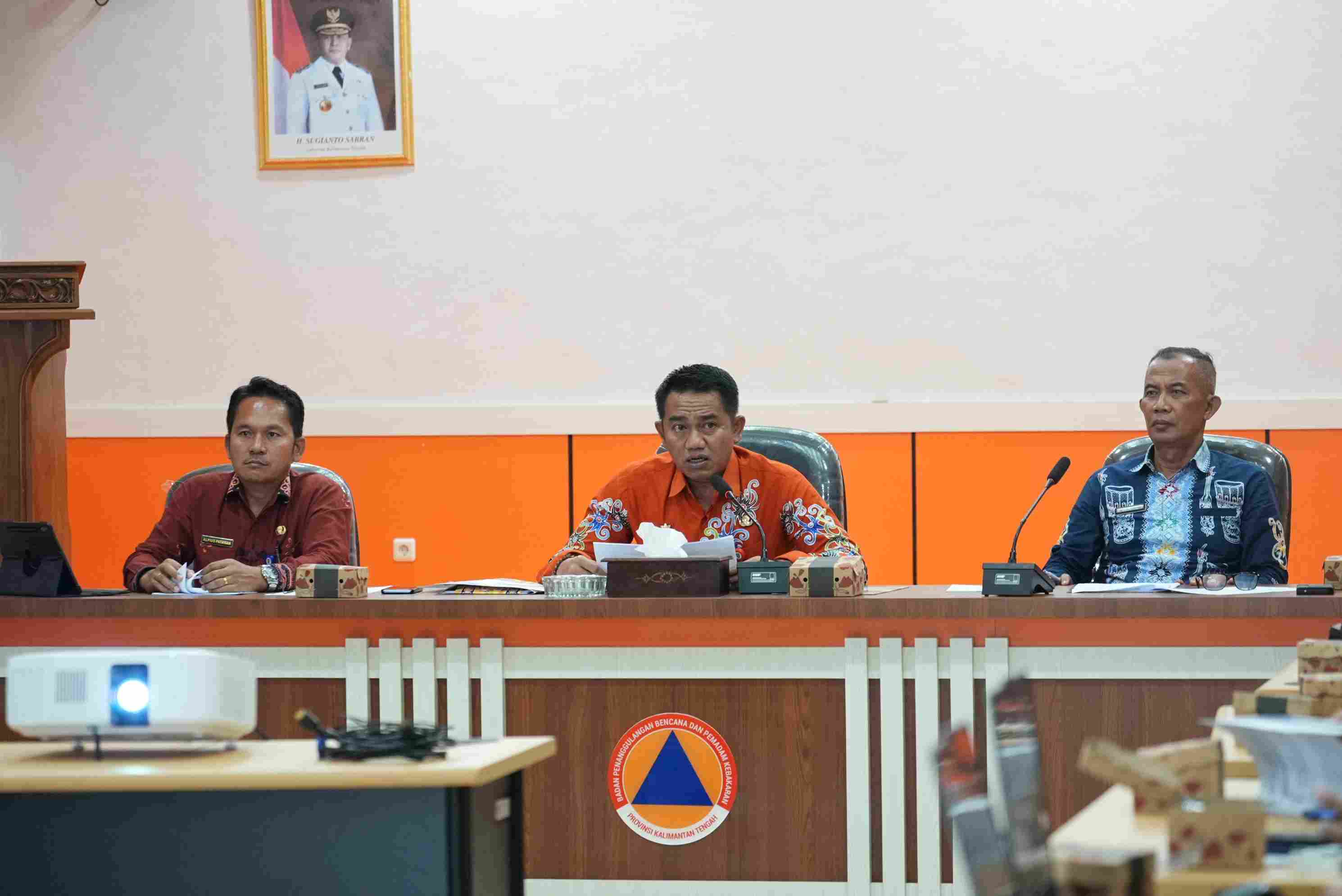 BPBD Prov. Kalteng Gelar Rapat Pembahasan Rancangan Pergub Tentang Pedoman Pembentukan dan Pembinaan MPA di Wilayah Provinsi Kalteng