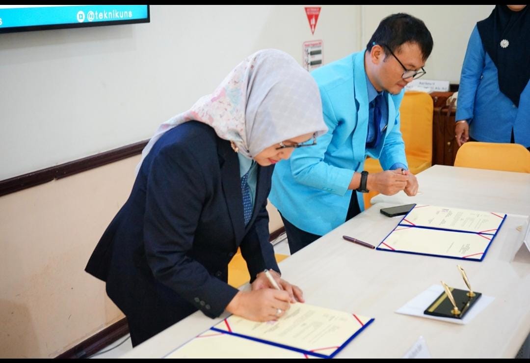 Kadis TPHP Sunarti Laksanakan Penandatanganan PKS Swakelola Tipe II Dalam Rangka Pengawasan Pelaksanaan Pekerjaan Konstruksi Cetak Sawah