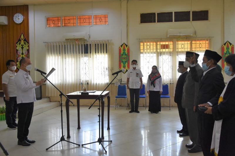 Bupati Kapuas Lantik 3 Pejabat Administrasi Di Lingkungan Pemkab Kapuas