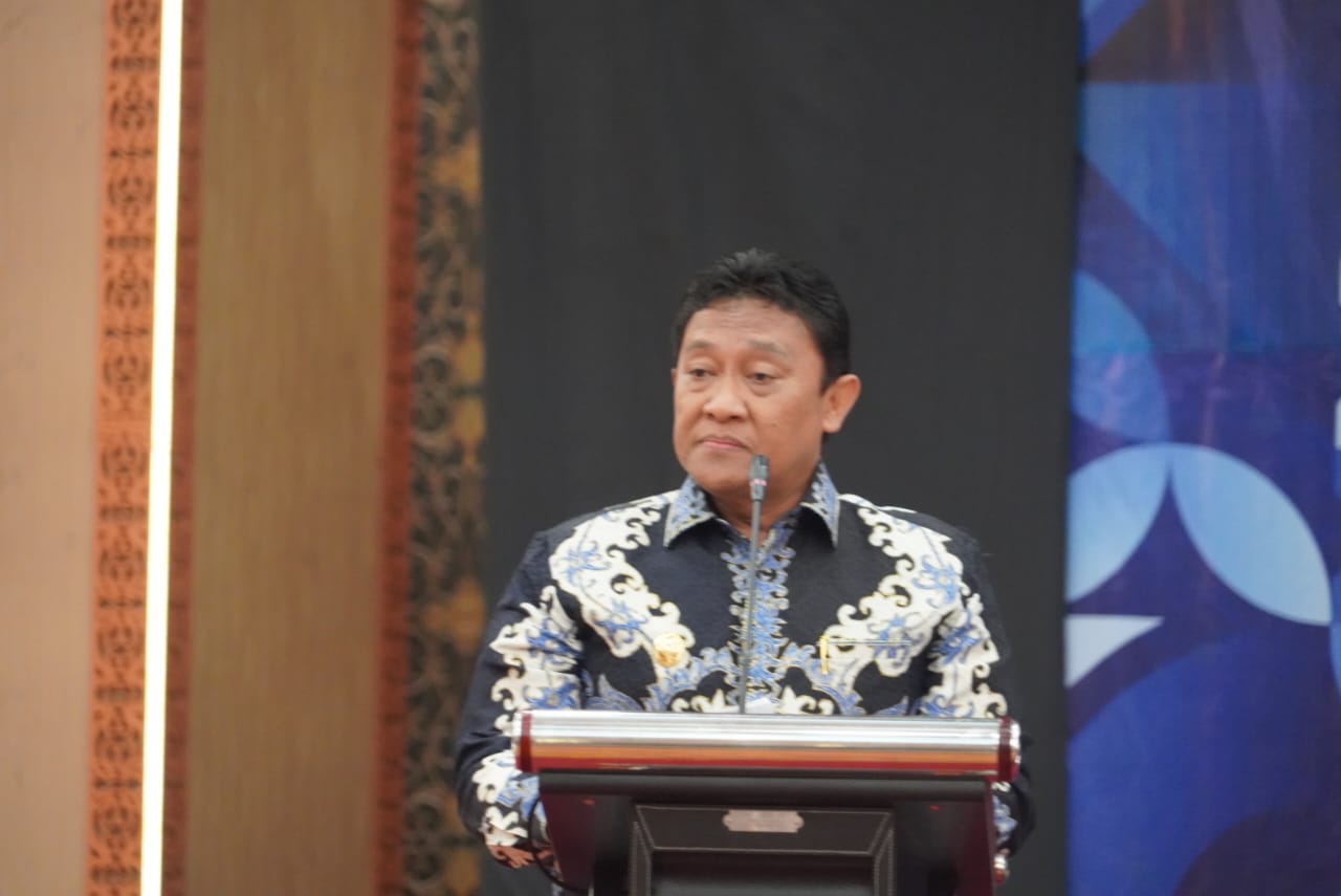 Wakil Gubernur Kalimantan Tengah Edy Pratowo Hadiri Secara Langsung Pengukuhan Guru Besar Universitas Muhammadiyah