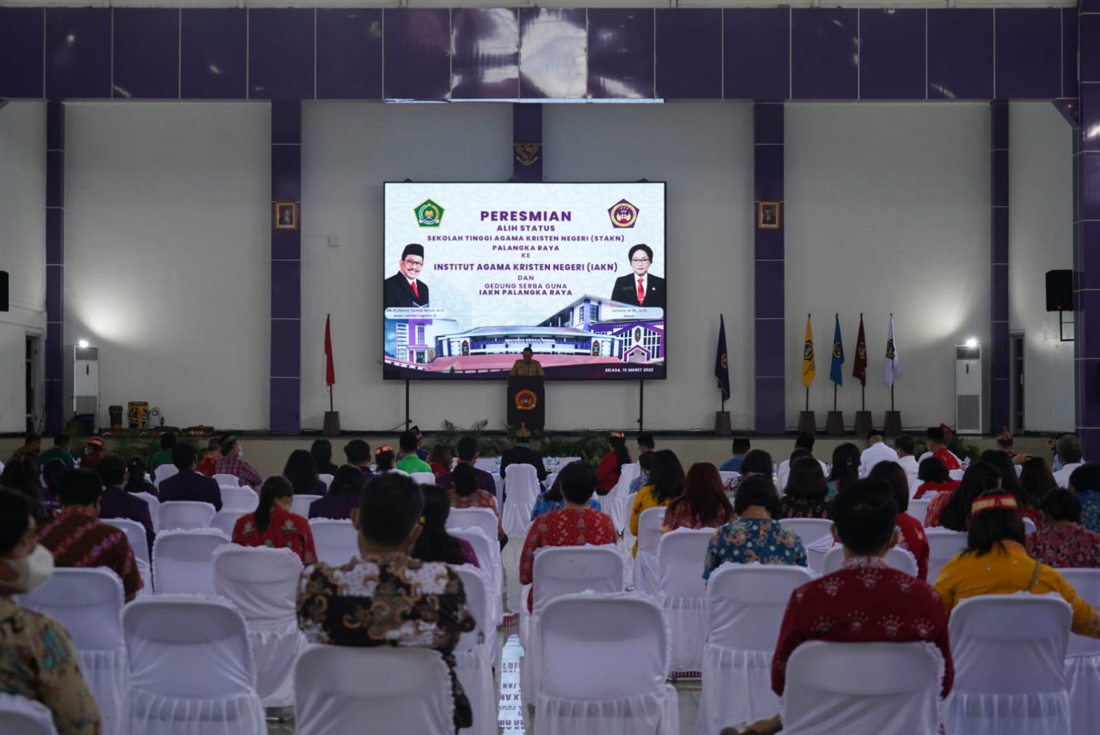 Peresmian Alih Status Sekolah Tinggi Agama Kristen (STKAN) Ke Institut Agama Kristen Negeri (IAKN) Palangka Raya