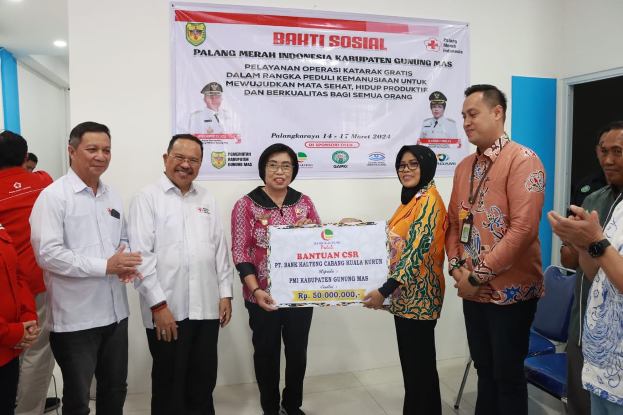 Sekda Nuryakin Berharap Kegiatan Operasi Katarak Seperti ini Dapat Terus Diperluas dengan Kegiatan–Kegiatan Positif Lainnya