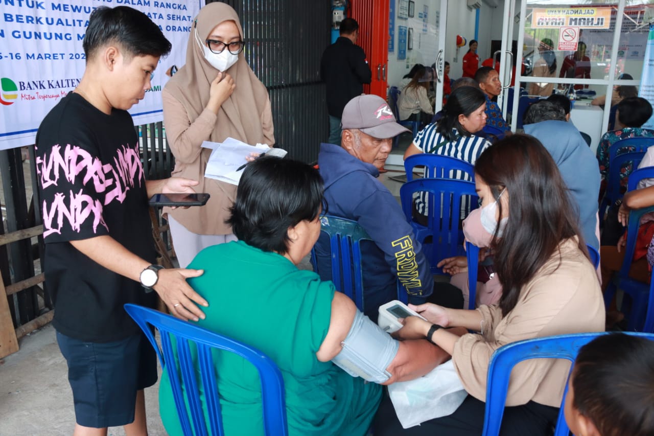 Sekda Nuryakin Berharap Kegiatan Operasi Katarak Seperti ini Dapat Terus Diperluas dengan Kegiatan–Kegiatan Positif Lainnya