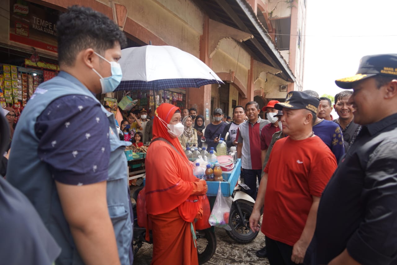 Gubernur Kalteng Laksanakan Sidak Pasar Lanjutan di Pasar Pusat Perbelanjaan Mentaya