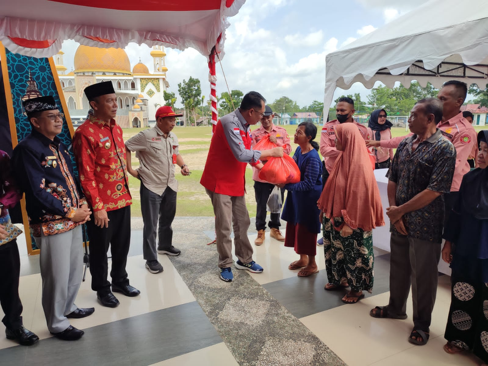 Pemprov Kalteng Gelar Pasar Penyeimbang di Kabupaten Sukamara Pada Tiga Lokasi