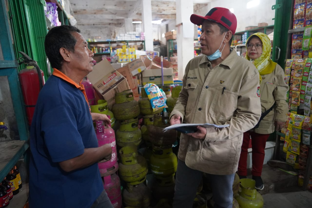 Sahli Yuas Elko Bersama TPID dan Satgas Pangan Prov. Kalteng Laksanakan Sidak Pasar Lanjutan