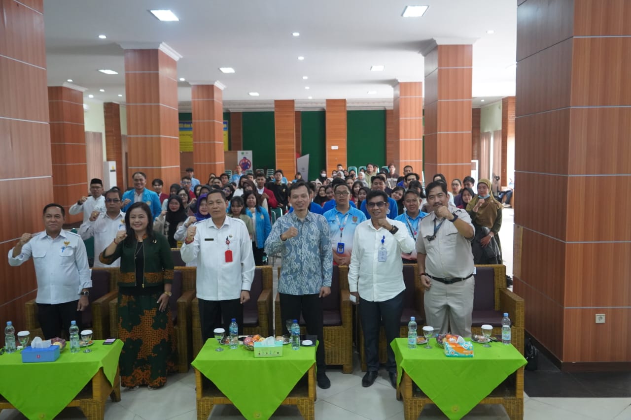 Sahli Yuas Elko Buka Kegiatan PPID dan Lapor! Kalteng Goes To Campus
