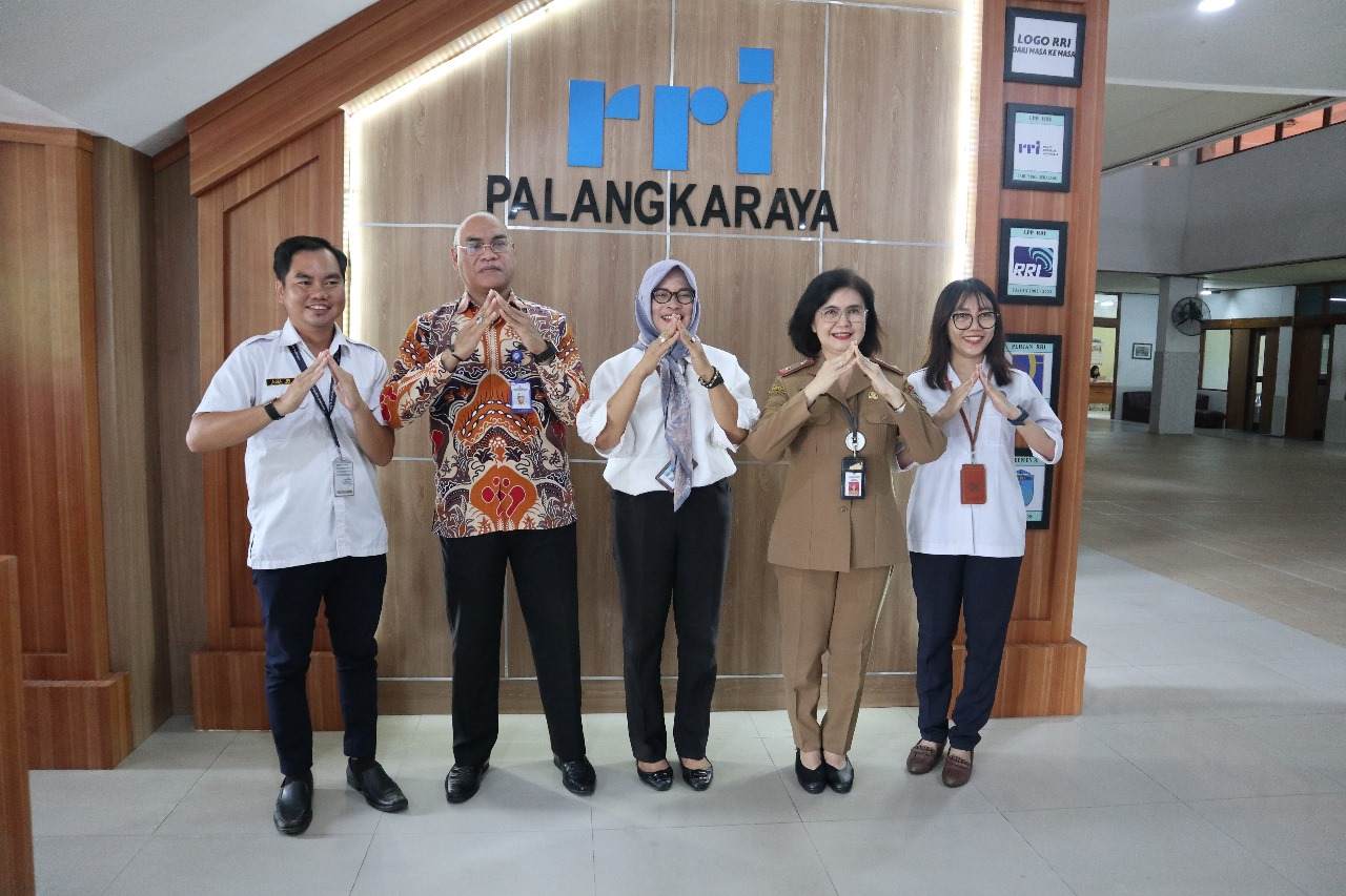 Kepala DP3APPKB Linae Victoria Aden Jadi Narasumber dalam Program Acara Dialog Kentongan