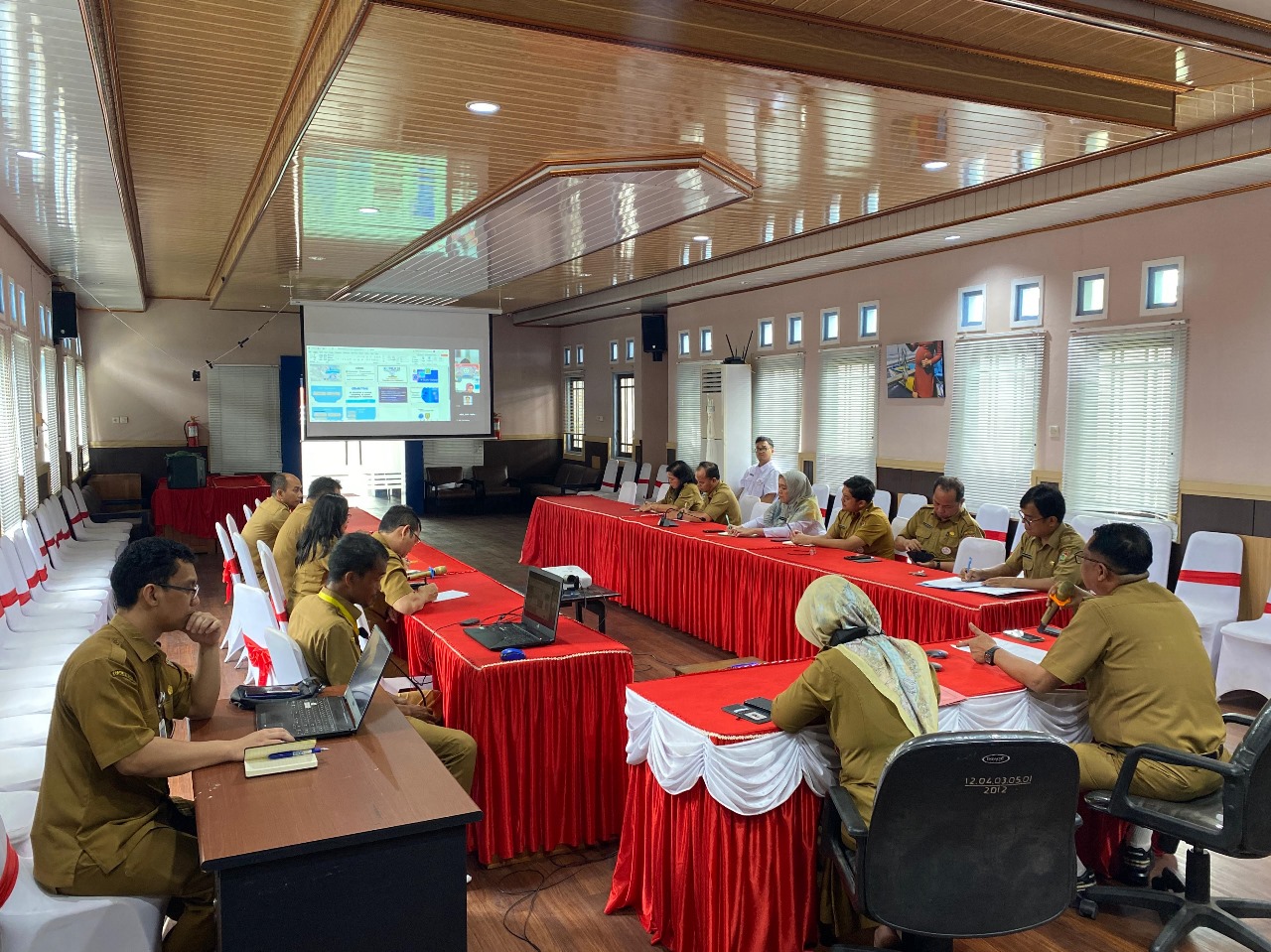 Dislutkan Prov. Kalteng Lakukan Rapat Pembahasan Bersama Fakultas Ilmu dan Teknologi Kebumian (FITB) ITB