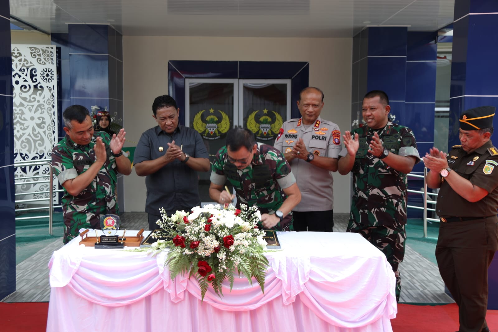 Wagub Edy Pratowo Hadiri Peresmian Rumah Sakit Tk. IV 12.07.03 Palangka Raya