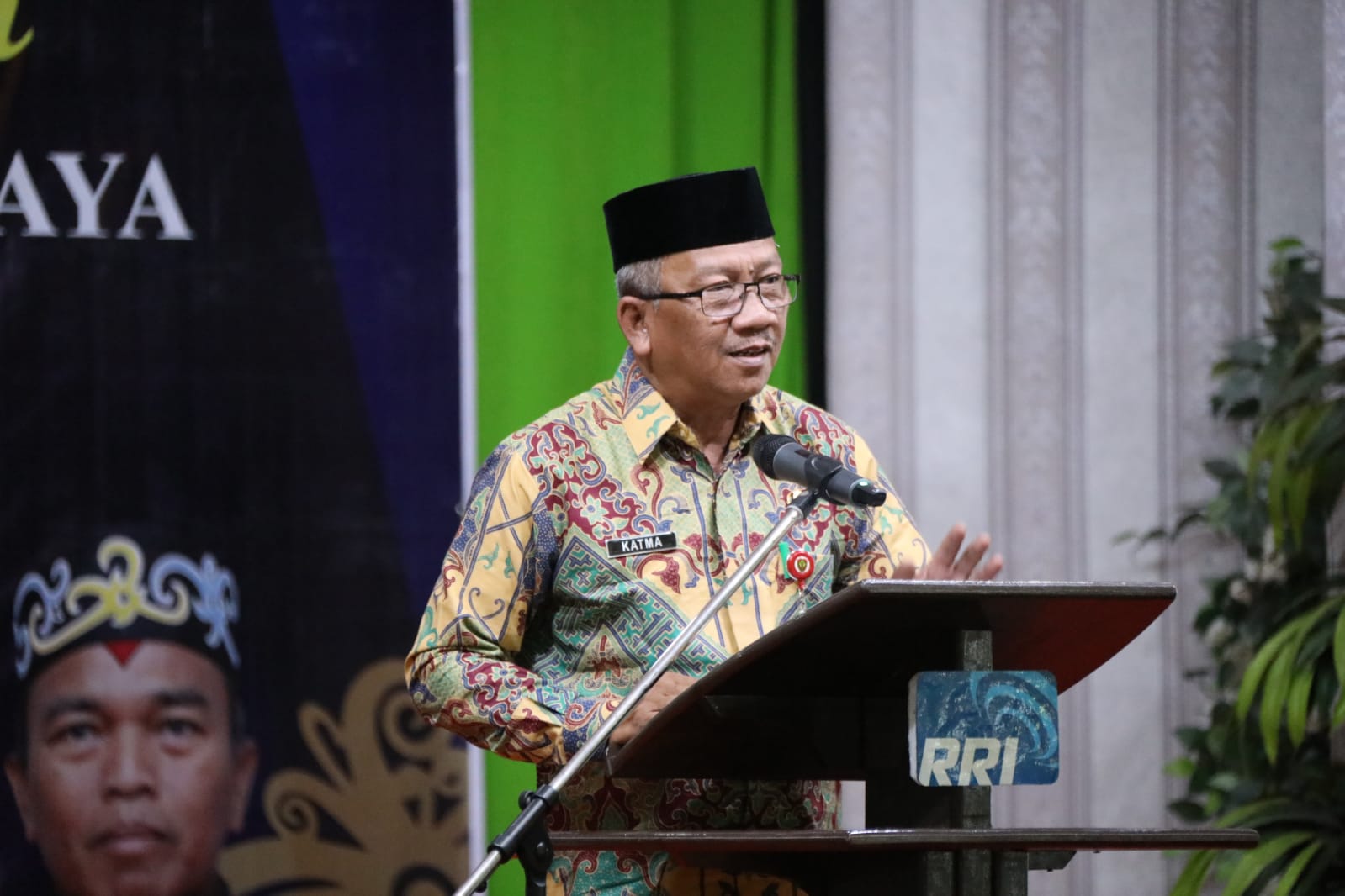 Asisten PemKesra Katma F. Dirun Hadiri Acara Serah Terima Jabatan Kepala LPP RRI Palangka Raya