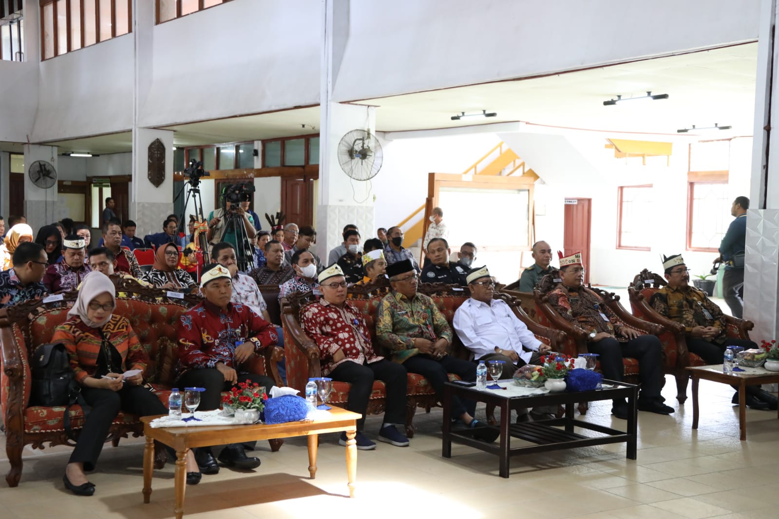 Asisten PemKesra Katma F. Dirun Hadiri Acara Serah Terima Jabatan Kepala LPP RRI Palangka Raya