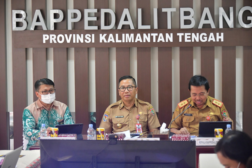 Pemerintah Provinsi Kalteng Diskusi dan Konfirmasi Data Bersama Pusat Kajian Akuntabilitas Keuangan Negara Badan Keahlian Setjen DPR RI