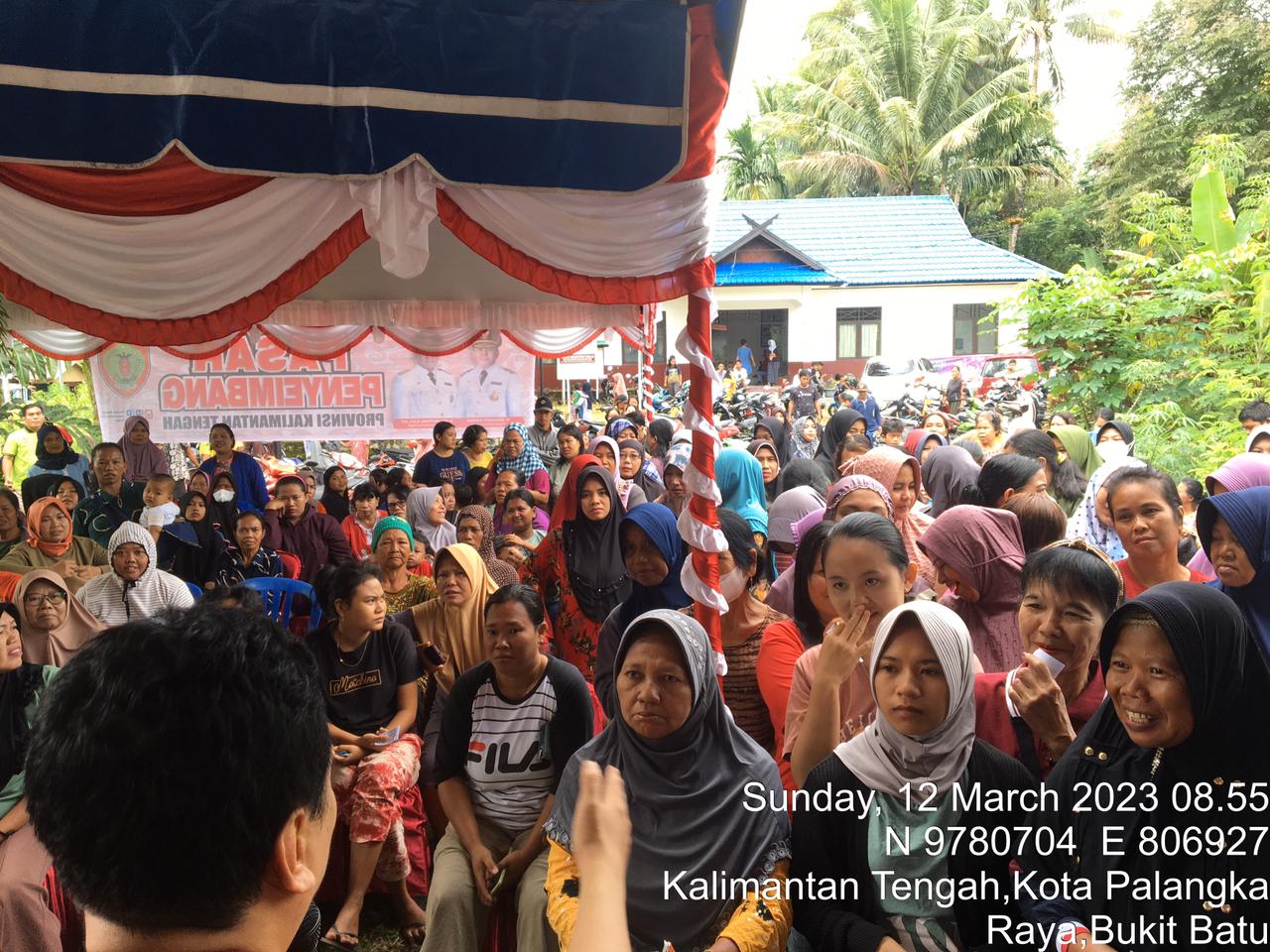 Pemprov . Kalteng Gelar Pasar Penyeimbang di Kecamatan Jekan Raya