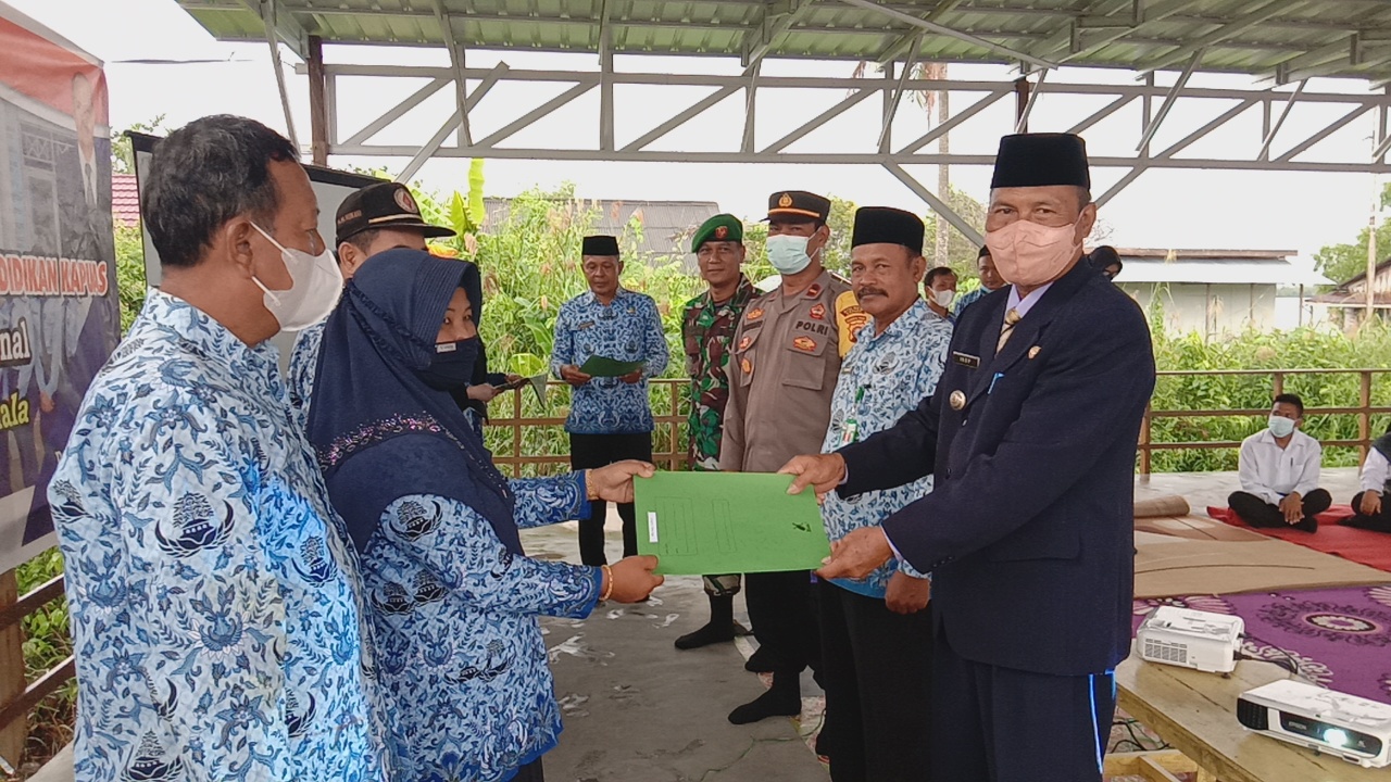 Upacara Bendera Tandai Peringatan Hardiknas Tahun 2022