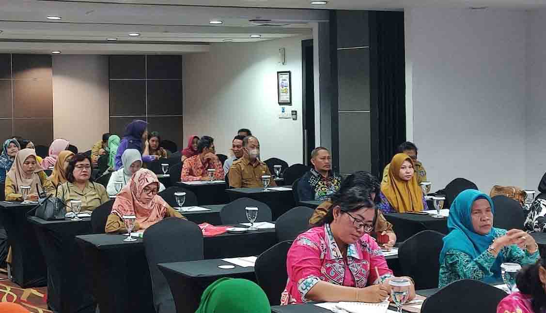 Dinkes Prov. Kalteng Gelar Pertemuan Konvergensi Lintas Program dan Lintas Sektor Dalam Upaya Percepatan Perbaikan Gizi Masyarakat